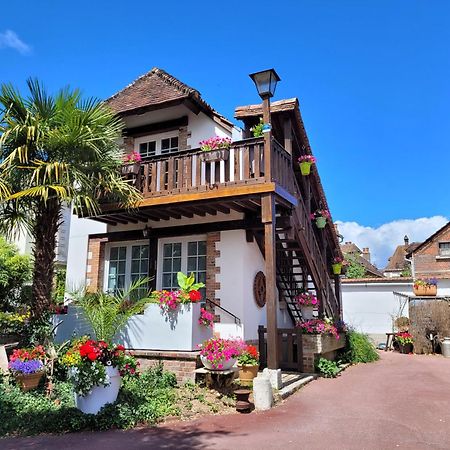 Gite Le Balcon Flaubert Форж-лез-О Екстер'єр фото